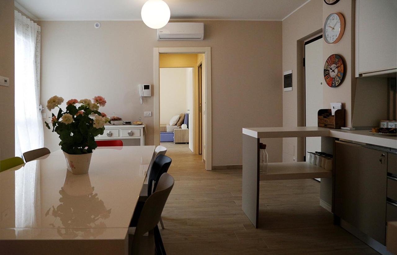 C.A.V. B&B Curiel20 San Donato Milanese Εξωτερικό φωτογραφία