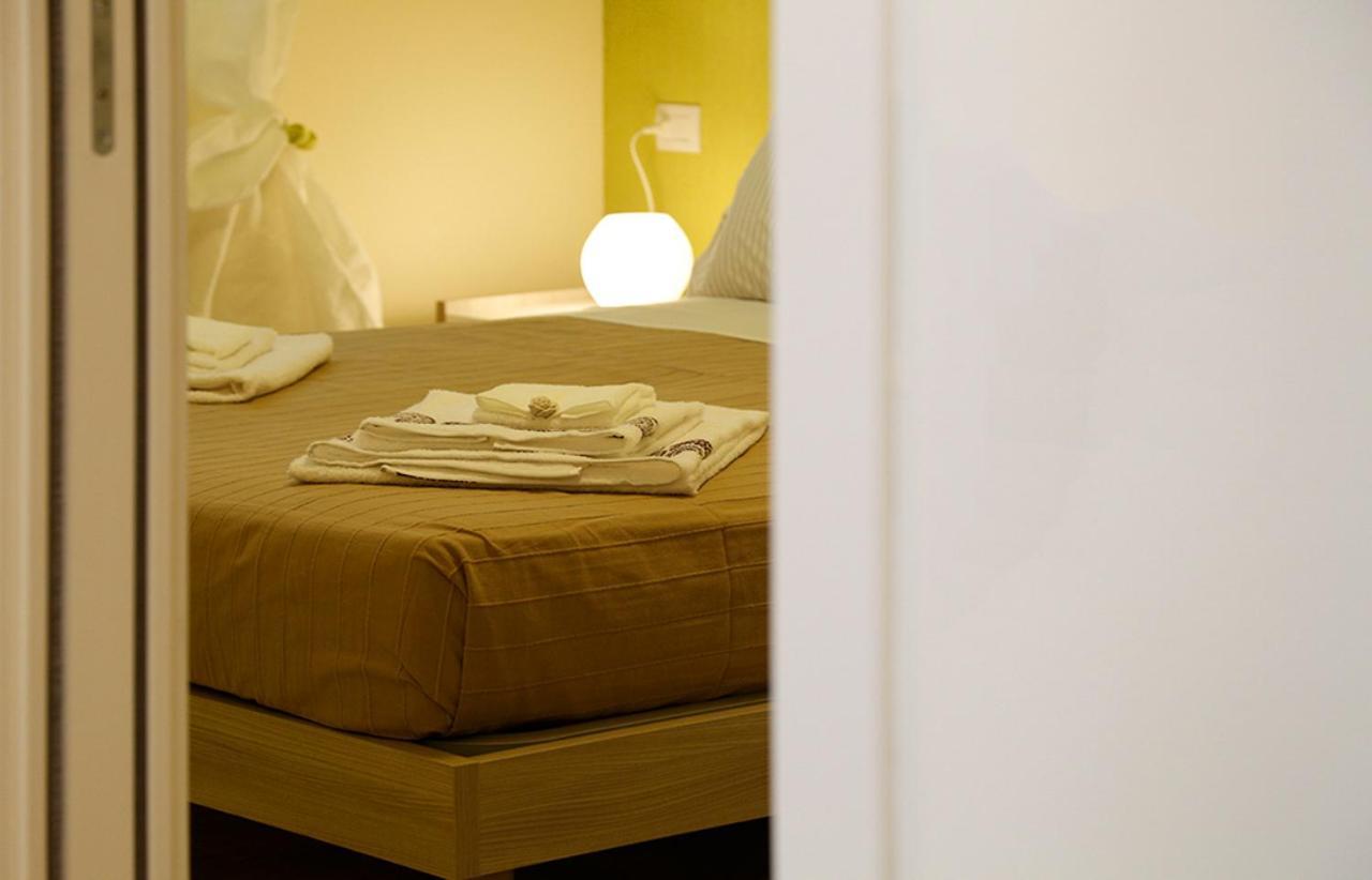 C.A.V. B&B Curiel20 San Donato Milanese Εξωτερικό φωτογραφία