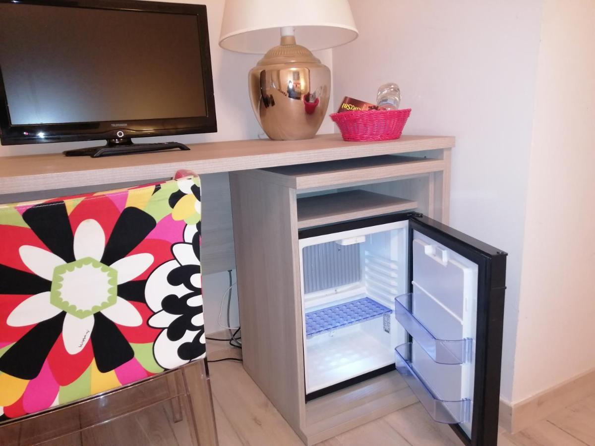 C.A.V. B&B Curiel20 San Donato Milanese Εξωτερικό φωτογραφία